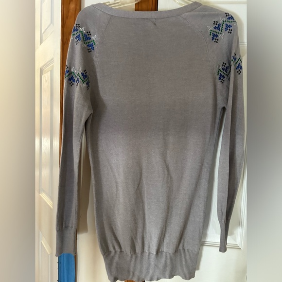 Embroidered Skull Sweater Jacket - Picture 3 of 9